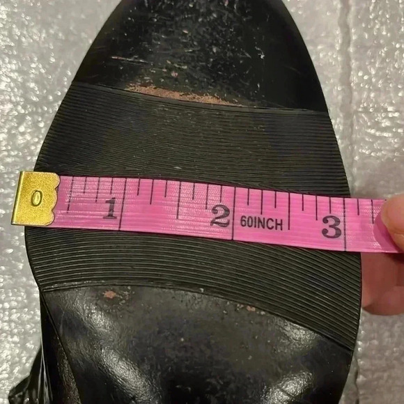 [US7.5N-4A]Amalfi by Rangoni Patent Leather Mary Jane with 3  Straps Block Heel - Picture 8 of 8